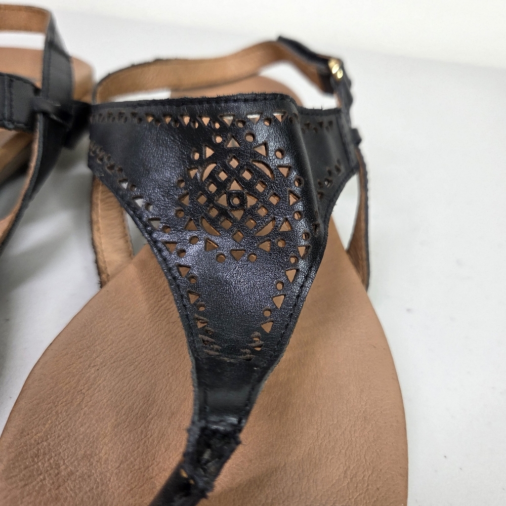 Pikolinos Black and Tan Women's Thong Sandals Lazer Cut-out - Picture 6 of 16